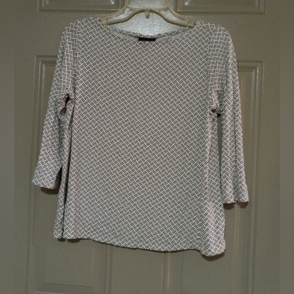 J Jill Wearever Collection Womens Size L Top White Black Abstract Stretch Shirt